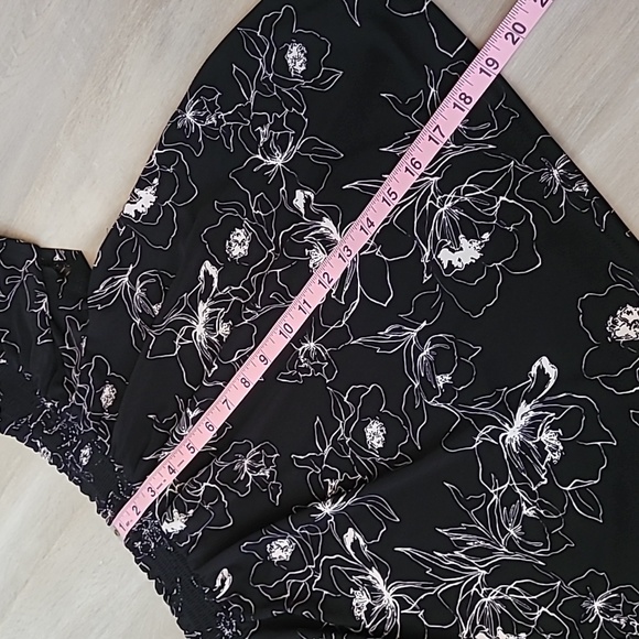 EUC WHBM off-the-shoulder blouse size S - Picture 5 of 5